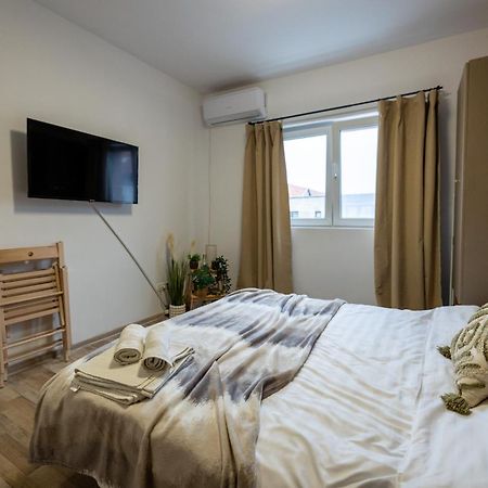 Cozy Studio Retreat - Quiet, Premium Stay Timişoara Extérieur photo