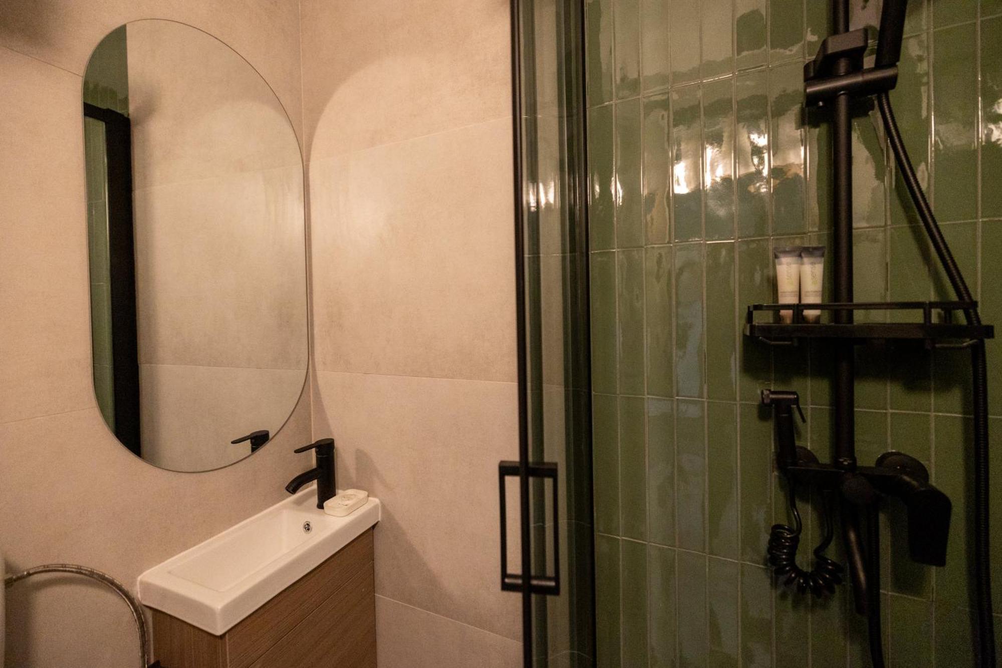 Cozy Studio Retreat - Quiet, Premium Stay Timişoara Extérieur photo